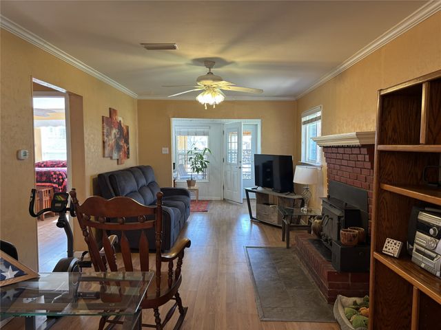 169 Littlefield Drive, East Tawakoni, TX 75472