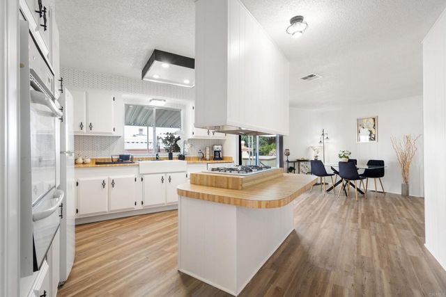 155 Las Flores Drive 25, San Marcos, CA 92069