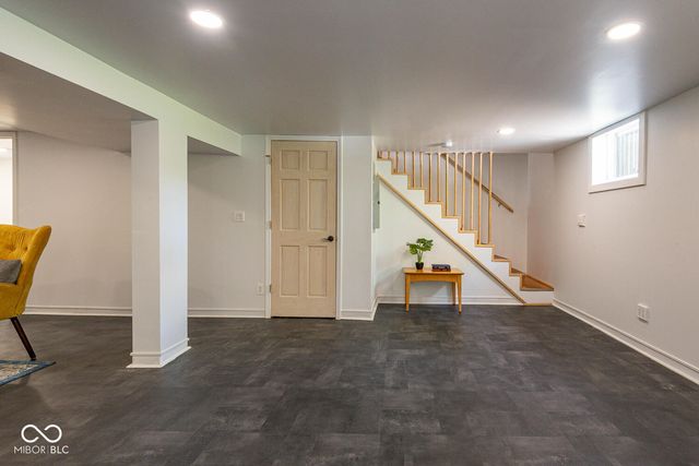 7425 S Harmony Road, Bloomington, IN 47403