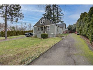 116 Se WILLIAMS Rd, Gresham, OR 97080