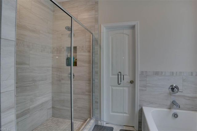 102 Bellflower LN, Suffolk, VA 23435