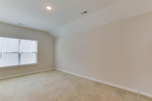 102 Bellflower LN, Suffolk, VA 23435