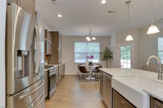 102 Bellflower LN, Suffolk, VA 23435