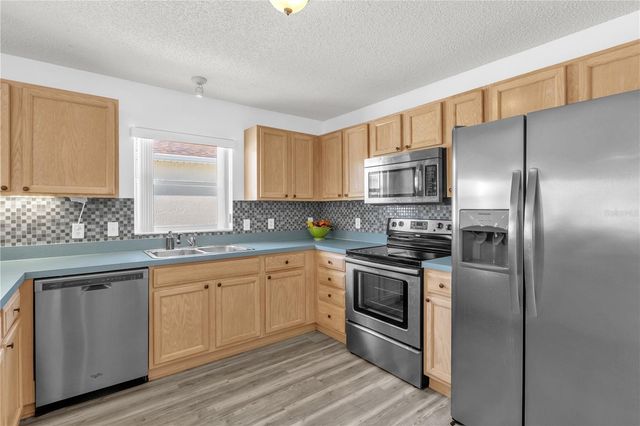 8386 SE 173RD HAMILTON PLACE, The Villages, FL 32162