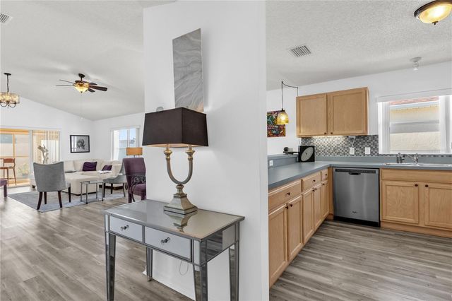 8386 SE 173RD HAMILTON PLACE, The Villages, FL 32162