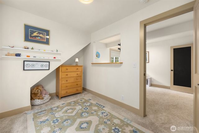 5249 Rose Avenue NE, Bainbridge Island, WA 98110