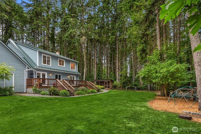 5249 Rose Avenue NE, Bainbridge Island, WA 98110