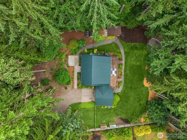 5249 Rose Avenue NE, Bainbridge Island, WA 98110