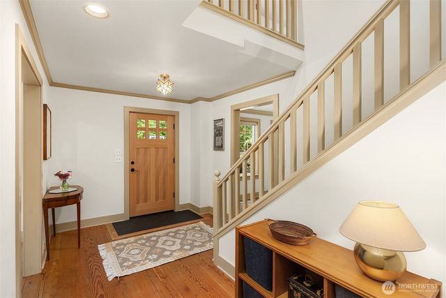 5249 Rose Avenue NE, Bainbridge Island, WA 98110