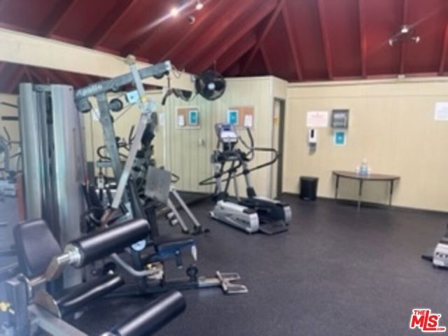 4806 Hollow Corner Road 132, Culver City, CA 90230