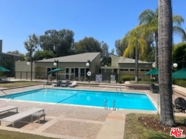 4806 Hollow Corner Road 132, Culver City, CA 90230