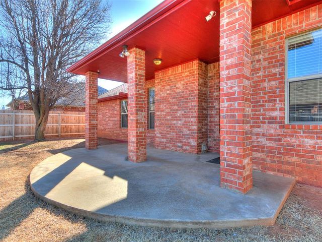10629 NW 39th Street, Yukon, OK 73099