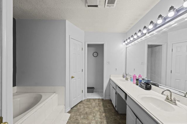 770 Katherene, Bridge City, TX 77611