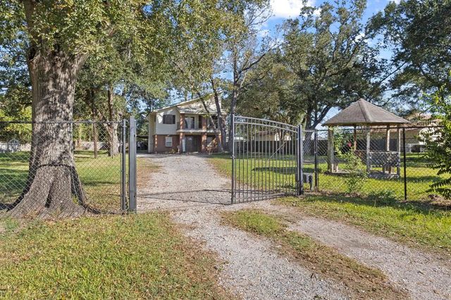 770 Katherene, Bridge City, TX 77611