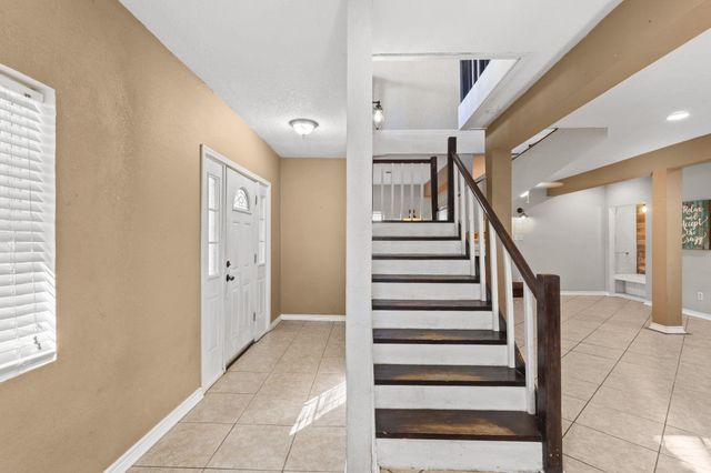 770 Katherene, Bridge City, TX 77611