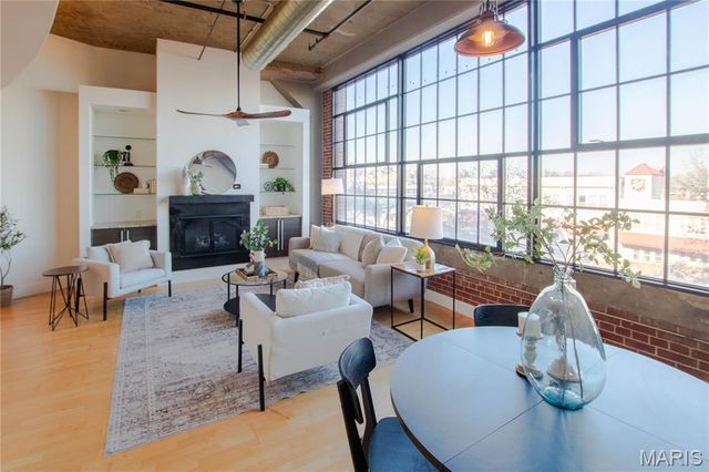 4100 Forest Park 303, St Louis, MO 63108