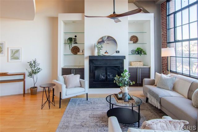 4100 Forest Park 303, St Louis, MO 63108