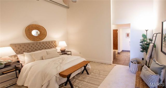 4100 Forest Park 303, St Louis, MO 63108