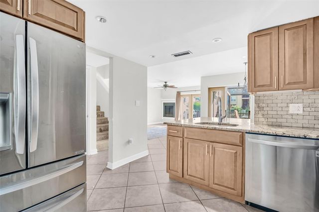 4307 HARBOR HOUSE DRIVE 13, Tampa, FL 33615