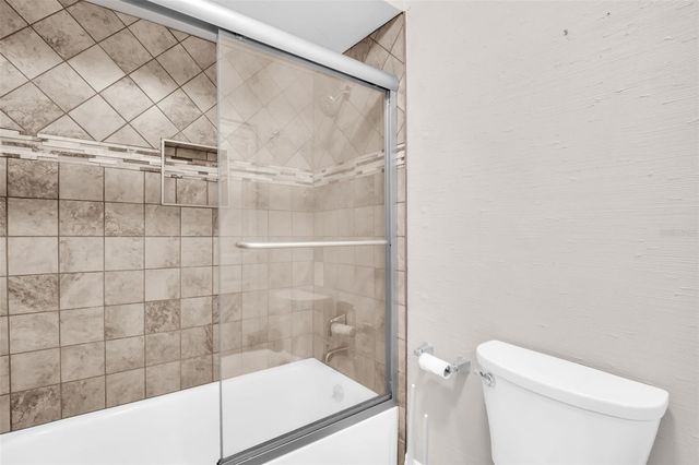 4307 HARBOR HOUSE DRIVE 13, Tampa, FL 33615