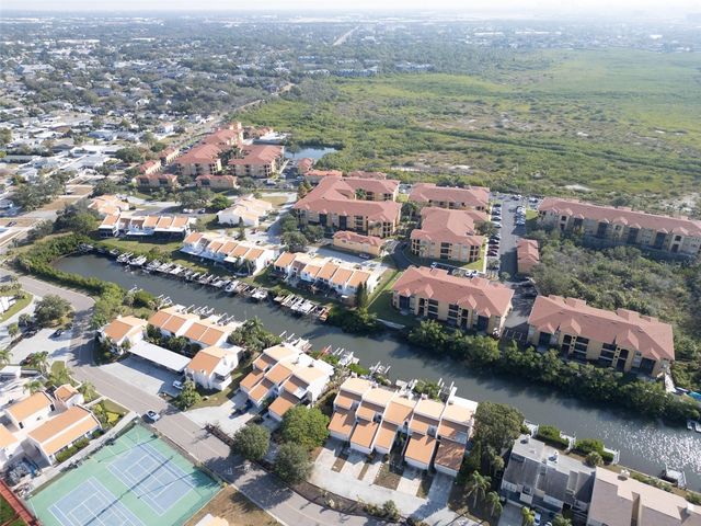 4307 HARBOR HOUSE DRIVE 13, Tampa, FL 33615