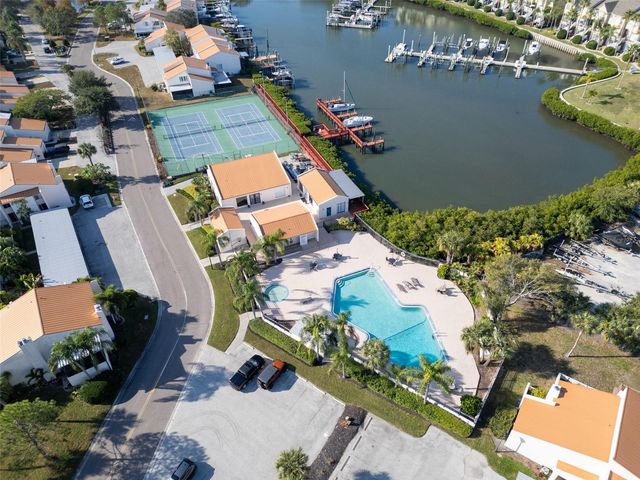 4307 HARBOR HOUSE DRIVE 13, Tampa, FL 33615