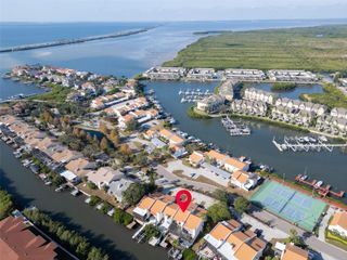 4307 HARBOR HOUSE DRIVE 13, Tampa, FL 33615