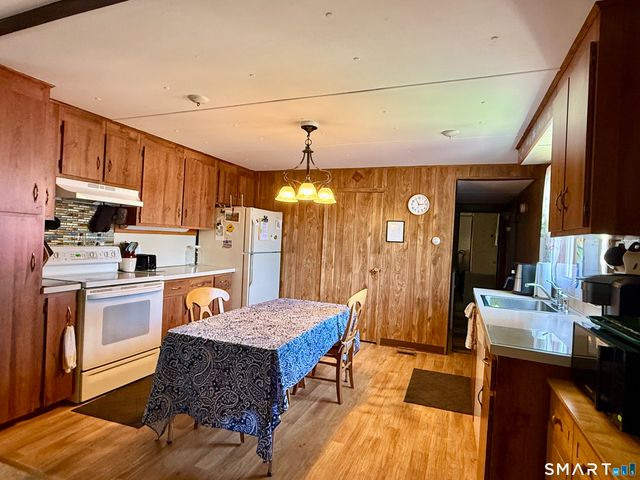 74 Cheyenne Road, East Hartford, CT 06118