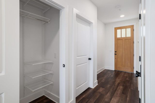 4704 Sunset TRL 1201, Austin, TX 78745