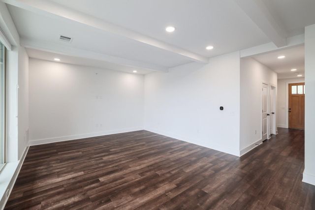 4704 Sunset TRL 1201, Austin, TX 78745