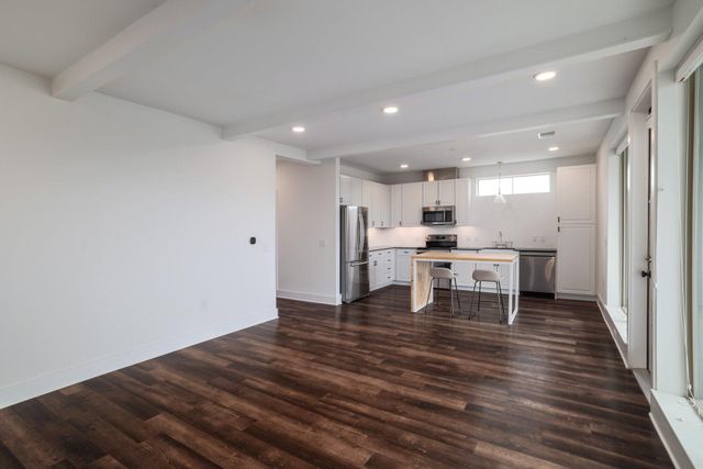 4704 Sunset TRL 1201, Austin, TX 78745