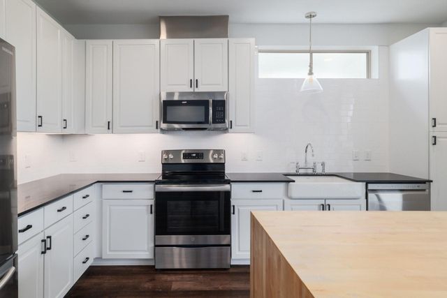 4704 Sunset TRL 1201, Austin, TX 78745
