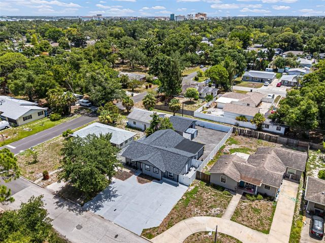 1305 29TH STREET W, Bradenton, FL 34205