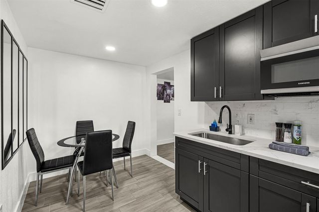 1305 29TH STREET W, Bradenton, FL 34205