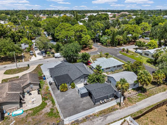 1305 29TH STREET W, Bradenton, FL 34205