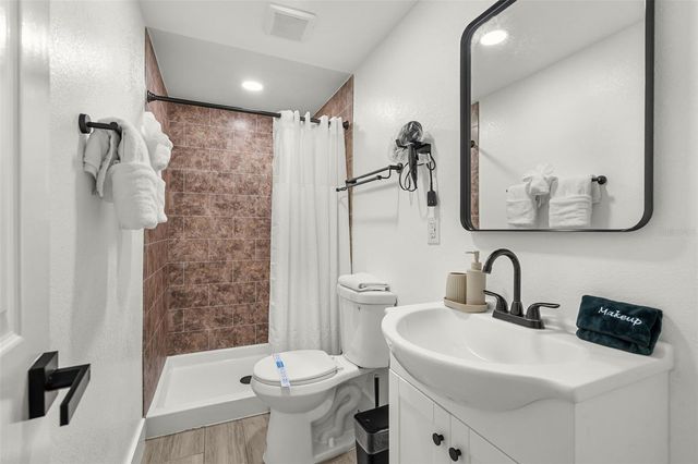1305 29TH STREET W, Bradenton, FL 34205