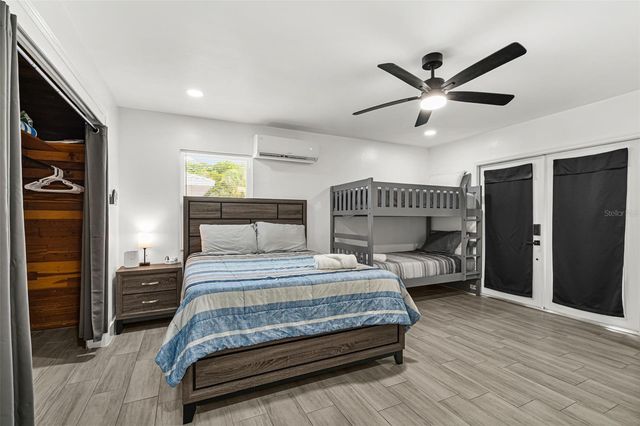 1305 29TH STREET W, Bradenton, FL 34205