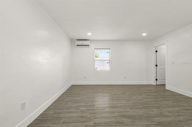 1305 29TH STREET W, Bradenton, FL 34205