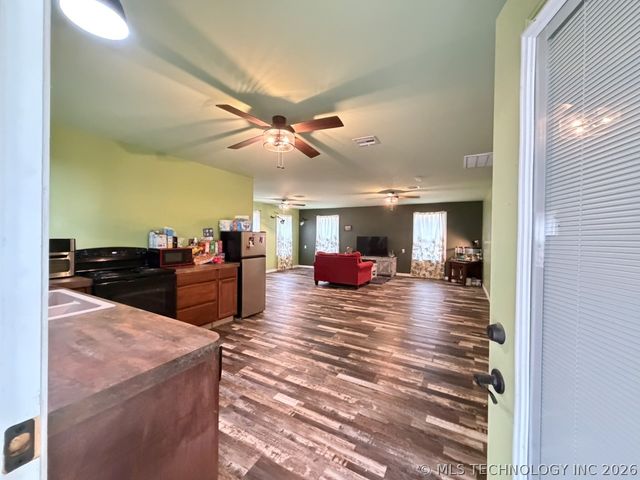 6019 E 620 Road, Locust Grove, OK 74352