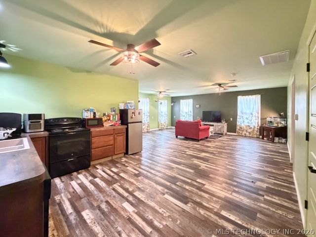 6019 E 620 Road, Locust Grove, OK 74352