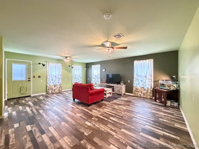 6019 E 620 Road, Locust Grove, OK 74352