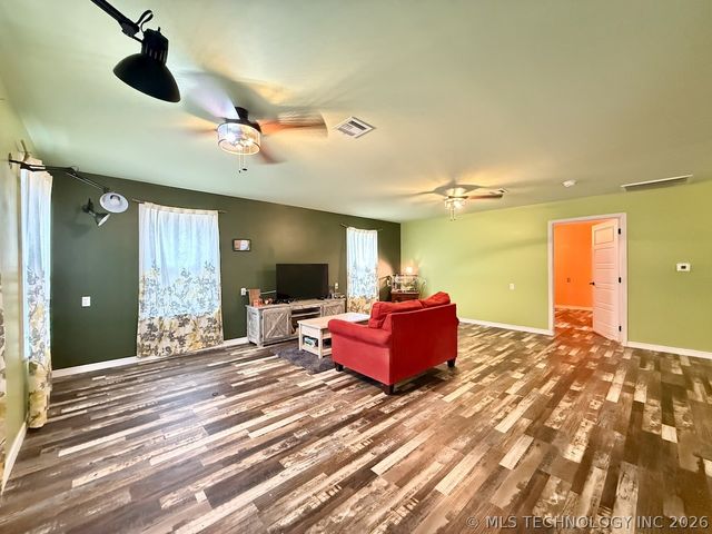 6019 E 620 Road, Locust Grove, OK 74352