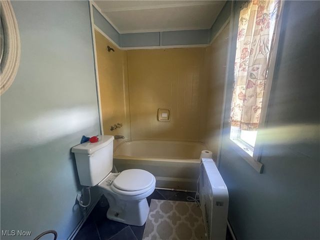 765 Hannaman Lane, Elizabeth, WV 26143