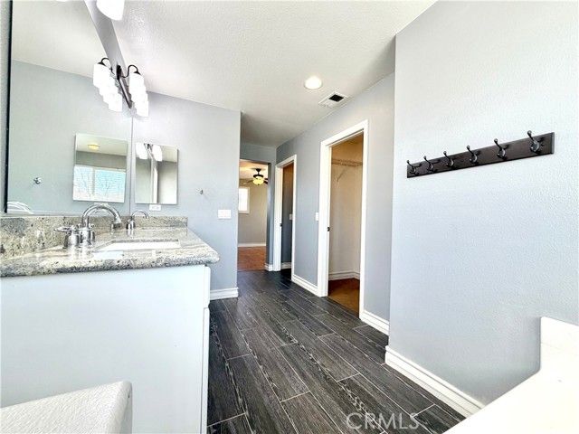 37239 Ascella, Murrieta, CA 92563