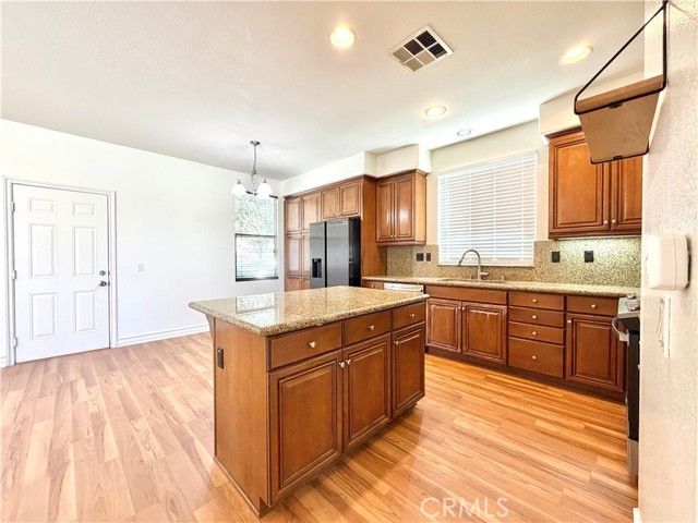 37239 Ascella, Murrieta, CA 92563
