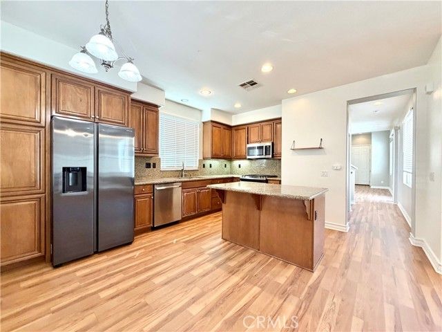 37239 Ascella, Murrieta, CA 92563