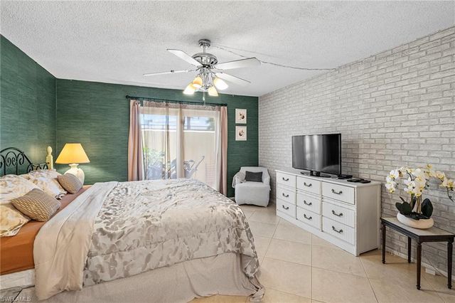 131 Teryl RD C3, Naples, FL 34112