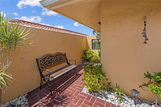 131 Teryl RD C3, Naples, FL 34112