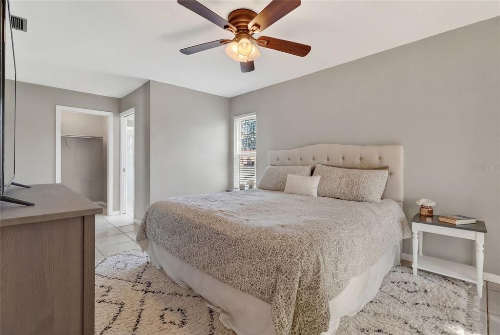 Image 29 of property listing at 4085 OLD COLONY ROAD, Mulberry, FL 33860