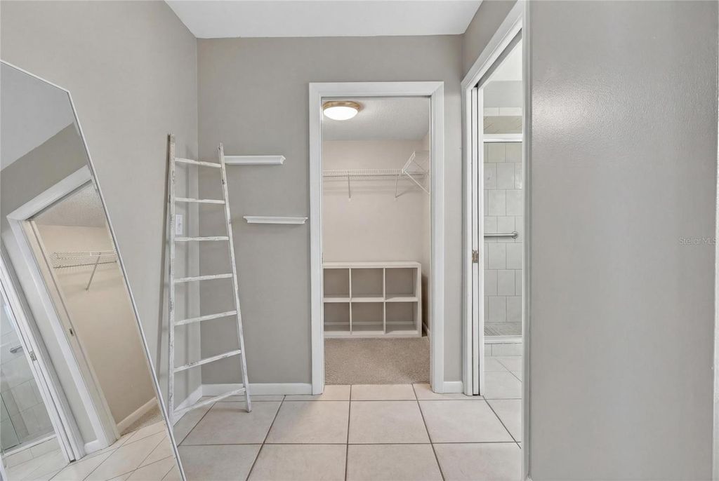 Image 31 of property listing at 4085 OLD COLONY ROAD, Mulberry, FL 33860